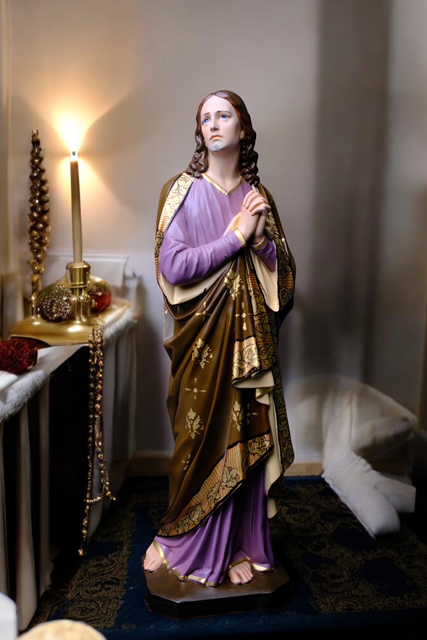 Tượng Thánh Gioan Tông Đồ Hoa Văn – Tượng Công Giáo Thủ Công Cao 30cm Trang Trí Góc Cầu Nguyện